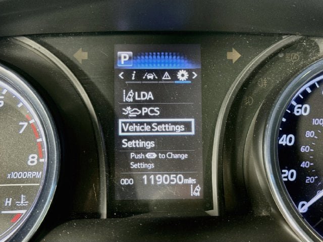 Certified 2020 Toyota Camry SE w/ Blackout Package FWD image 14