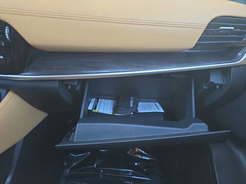 Certified 2023 Nissan Rogue Platinum image 29