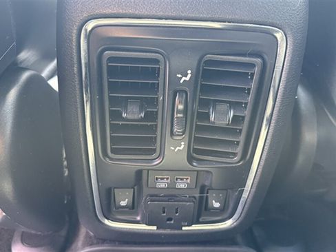 Used 2014 Jeep Grand Cherokee Limited AWD/4WD image 22