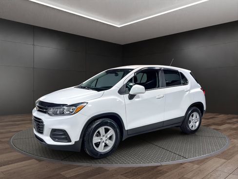 Used 2020 Chevrolet Trax LS image 7