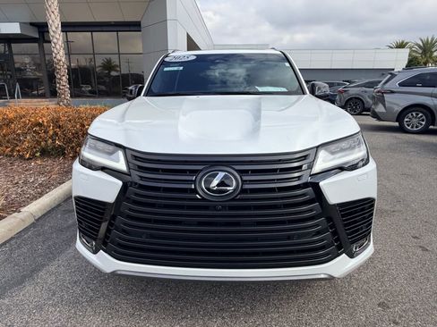 Certified 2025 Lexus LX 700h Luxury image 15