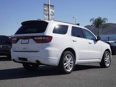 Used 2023 Dodge Durango GT image 4