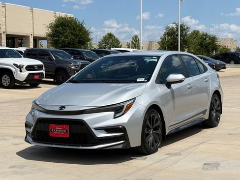 Used 2024 Toyota Corolla SE FWD image 7