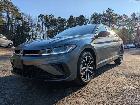 New 2026 Volkswagen Jetta Sport FWD image 8