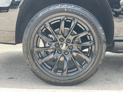 Used 2021 Cadillac Escalade ESV Sport w/ Driver Assist Tech Package AWD/4WD image 42