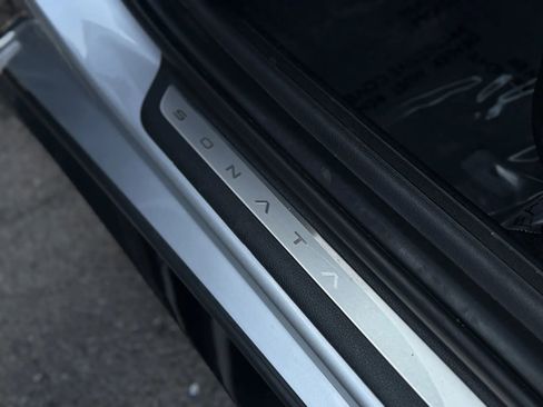 Used 2025 Hyundai Sonata Limited image 44