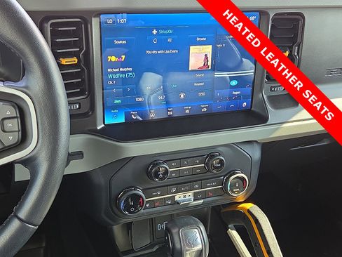 Used 2022 Ford Bronco Badlands image 16