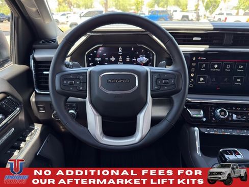 Used 2025 GMC Sierra 1500 Denali w/ Technology Package AWD/4WD image 36