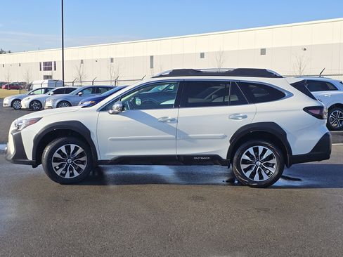 Certified 2023 Subaru Outback Touring XT image 4