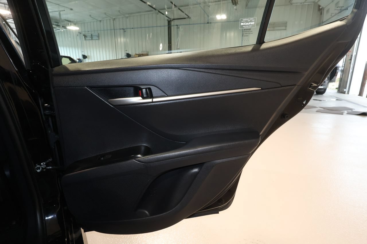 Used 2025 Toyota Camry LE FWD image 19