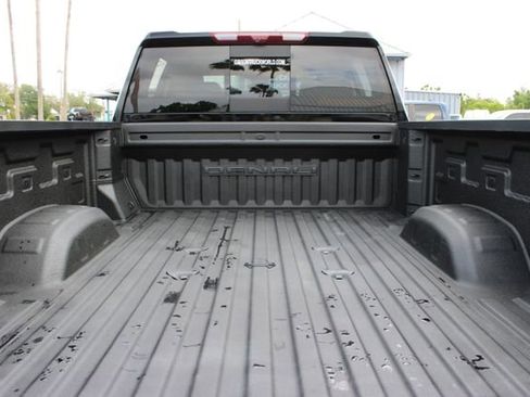 Used 2024 GMC Sierra 2500 Denali w/ Denali Reserve Package AWD/4WD image 10