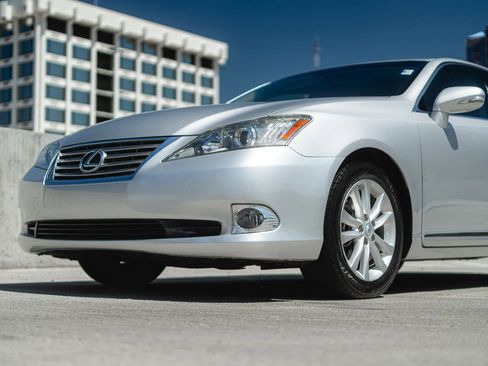 Used 2010 Lexus ES 350 ES 350 Sedan 4D image 9