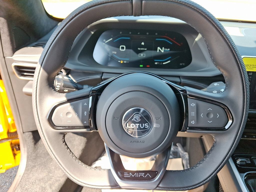 Used 2025 Lotus Emira RWD image 17