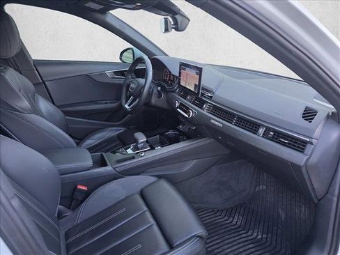 Used 2021 Audi A4 2.0T Premium Plus w/ Premium Plus Package image 12