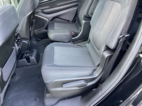 Used 2022 Jeep Grand Cherokee L Laredo w/ Luxury Tech Group I image 13