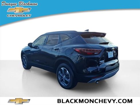 Used 2024 Chevrolet Blazer LT w/ Convenience Package image 5