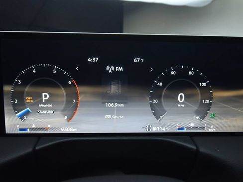 Used 2026 Nissan Armada PRO-4X AWD/4WD image 23