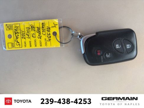Used 2011 Lexus ES 350 image 21