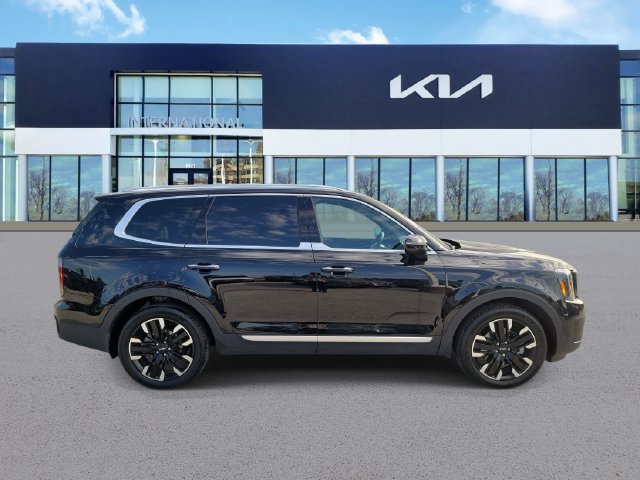 Certified 2024 Kia Telluride SX Prestige AWD/4WD image 3