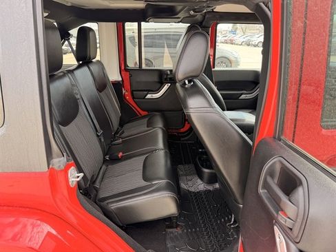 Used 2015 Jeep Wrangler Unlimited Sport image 5