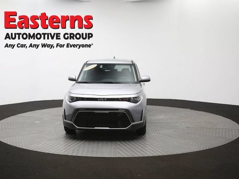 Used 2025 Kia Soul LX w/ LX Technology Package FWD image 51