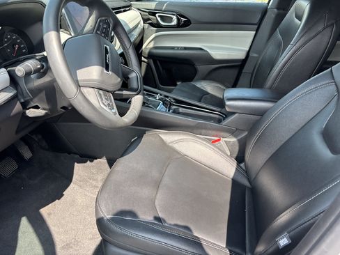 Used 2025 Jeep Compass Limited AWD/4WD image 6