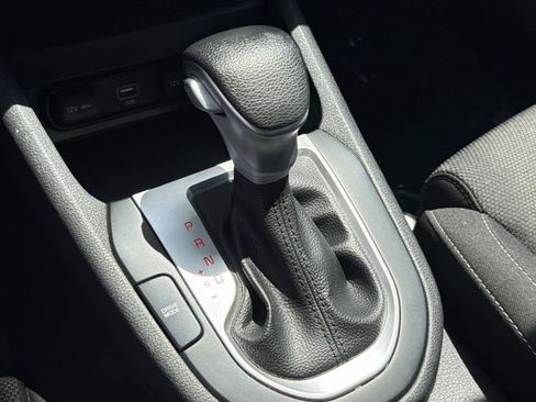 Used 2023 Kia Forte LXS FWD image 11