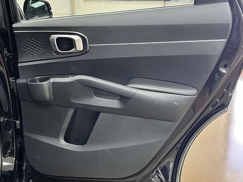 Used 2024 Kia Sorento S FWD image 27