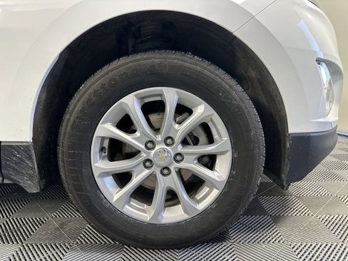 Used 2018 Chevrolet Equinox LT image 9