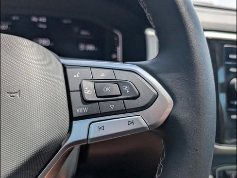 Certified 2023 Volkswagen Atlas SE FWD image 14