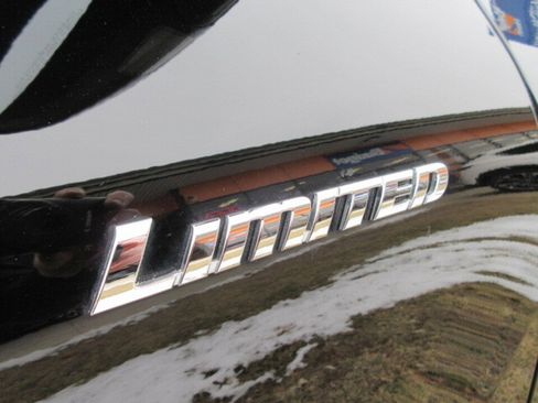 Used 2013 Toyota Highlander Limited image 35