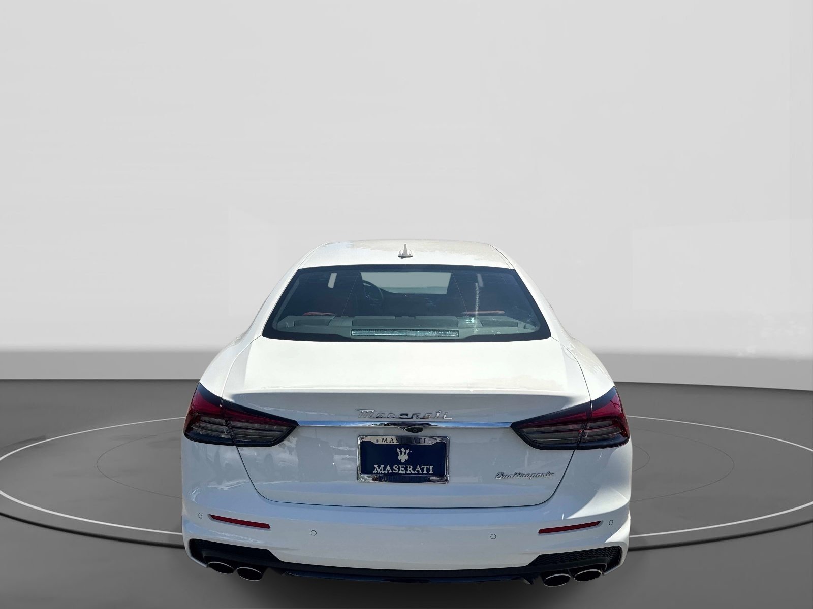 Used 2022 Maserati Quattroporte Modena RWD image 5
