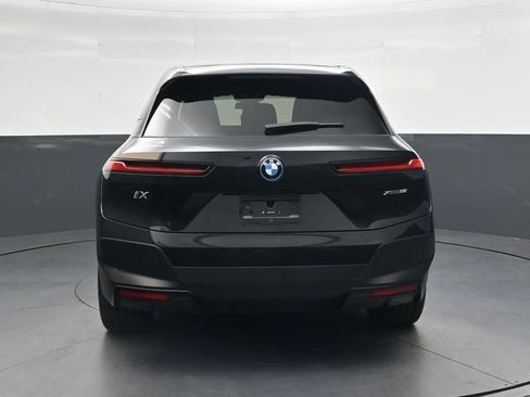 Used 2024 BMW iX xDrive50 AWD/4WD image 5