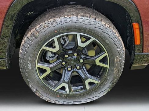 New 2025 Jeep Wagoneer Series II image 9