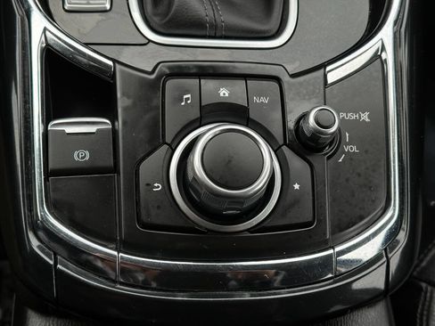 Used 2018 MAZDA CX-9 Touring image 51