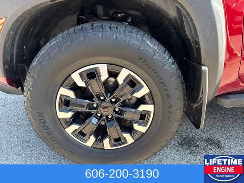 Used 2024 Nissan Frontier PRO-4X w/ Technology Package AWD/4WD image 12