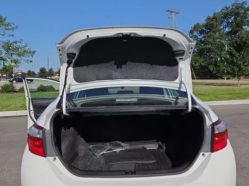 Used 2016 Toyota Corolla S FWD image 27