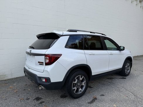 Used 2022 Honda Passport TrailSport image 3