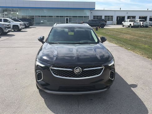 Used 2023 Buick Envision Avenir AWD/4WD image 8