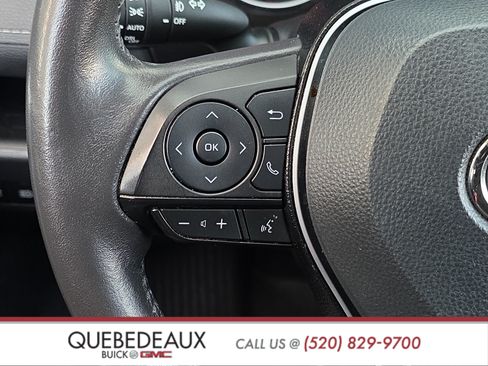 Used 2022 Toyota RAV4 XLE Premium FWD image 15