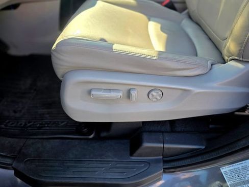 Used 2019 Honda Odyssey EX-L image 41