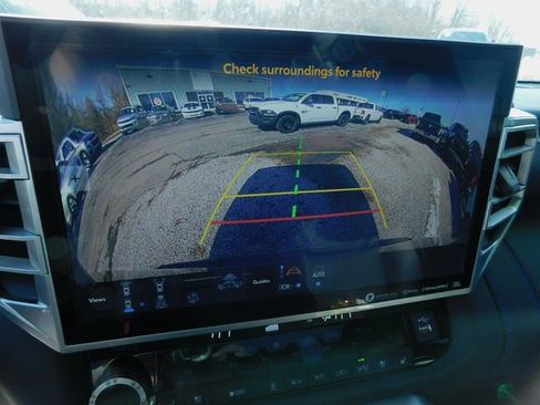 Used 2023 Toyota Tundra Platinum image 22