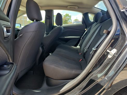 Used 2016 Dodge Dart SE w/ Convenience Group FWD image 8