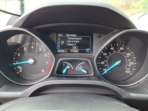 Used 2017 Ford Escape Titanium AWD/4WD image 29