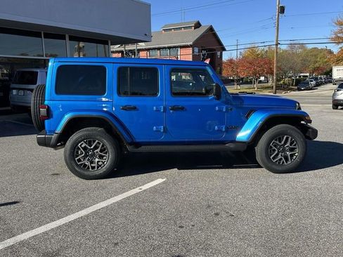 New 2026 Jeep Wrangler Sahara image 39