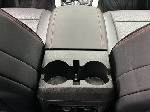 Used 2024 GMC Canyon AT4X image 34