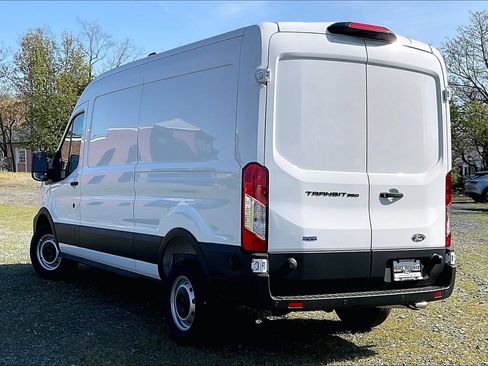 New 2026 Ford Transit 350 148 Medium Roof w/ Load Area Protection Package RWD image 3