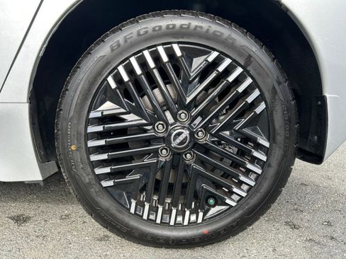 Used 2024 Nissan Leaf SV Plus image 56