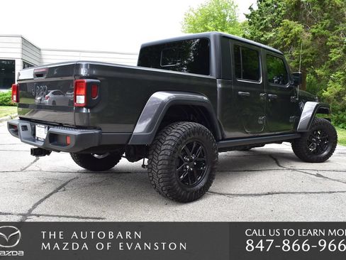 Used 2022 Jeep Gladiator Sport AWD/4WD image 17