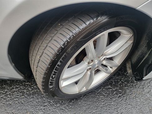 Used 2015 Tesla Model S RWD image 30
